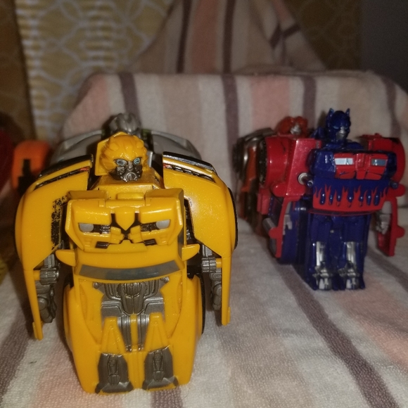 Transformer cars toys all - Picture 3 of 10
